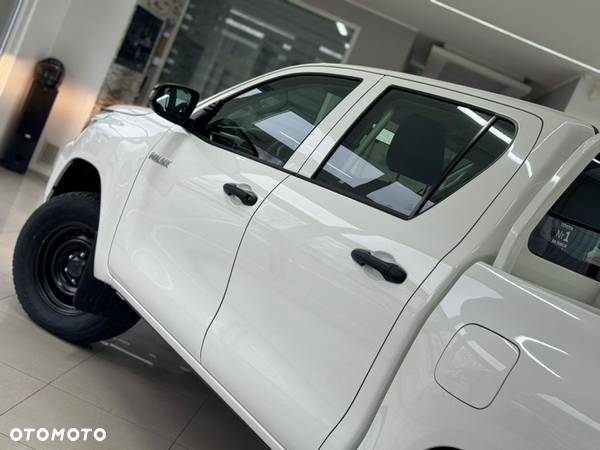 Toyota Hilux 2.4 D-4D Extra Cab DLX 4x4 - 19