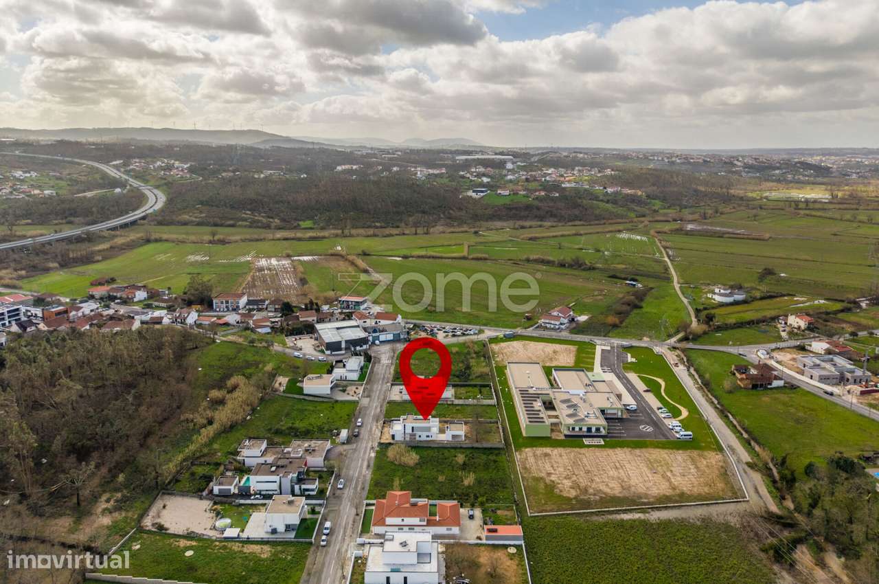 Moradia T3 - Leiria-32