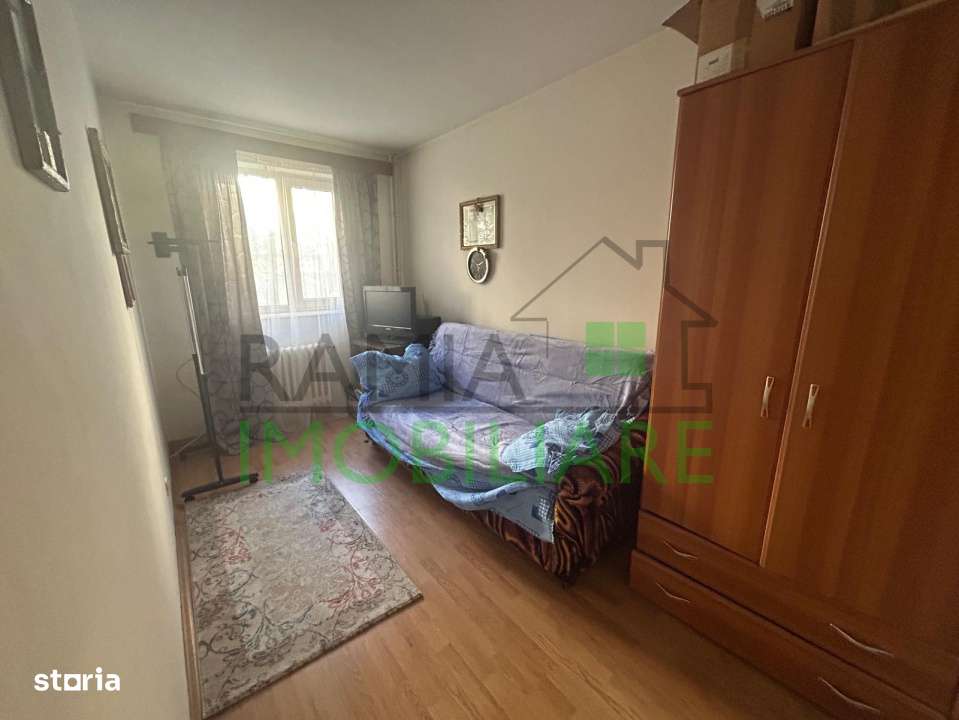 Apartament 3 camere decomandat zona Noua - Imagine principală: 5/14