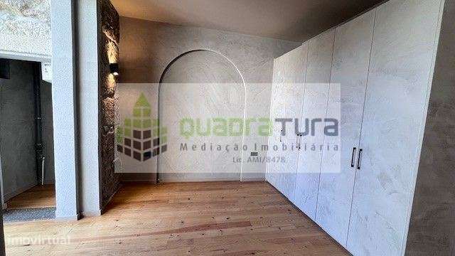 ESTÚDIO | C/ Terraço e Jardim | BONFIM-6