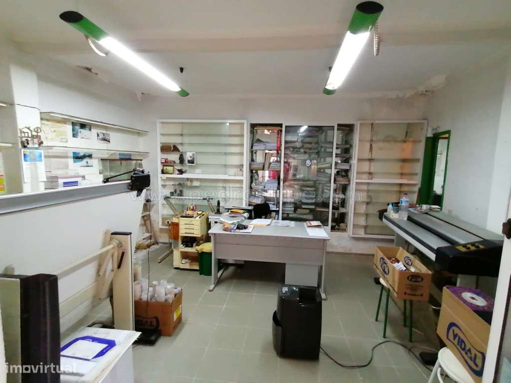 Loja no Centro de Sesimbra - Grande imagem: 3/11