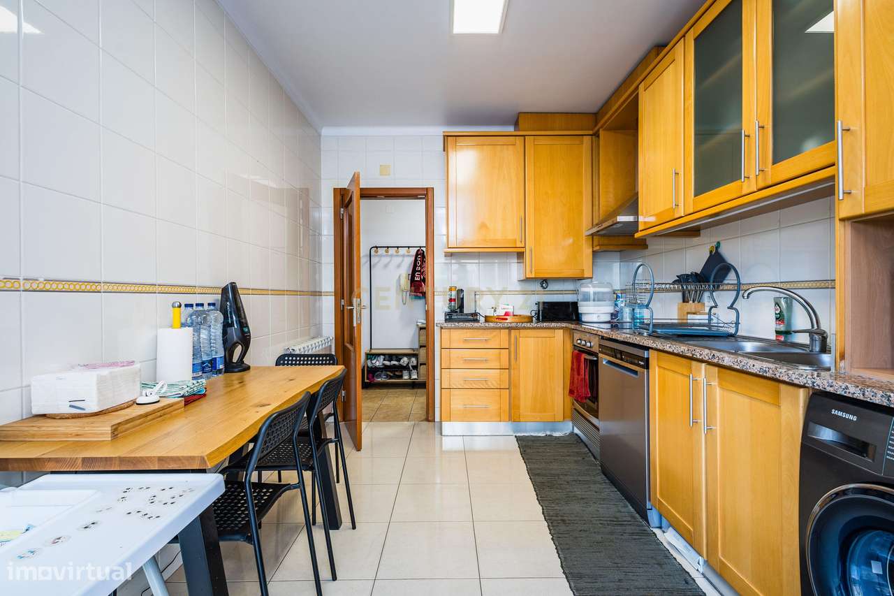 T2 em Leiria com dois WC´s e varandas-5