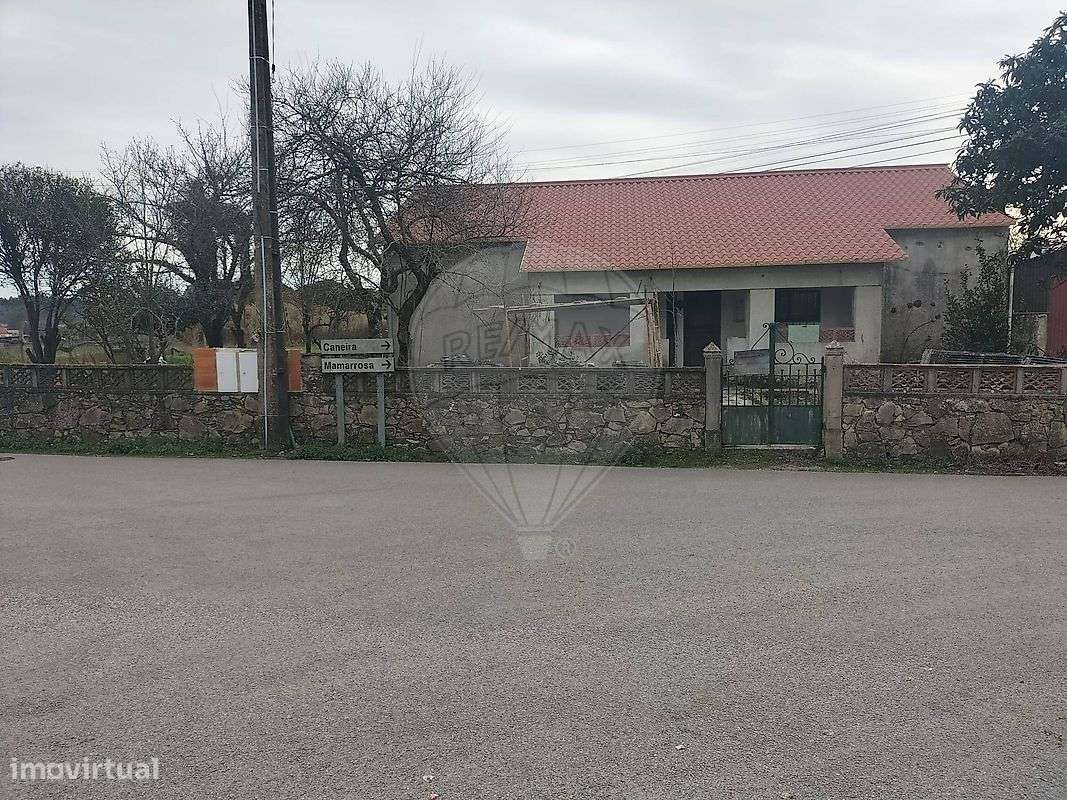 Moradia T3 - Troviscal - Grande imagem: 2/15