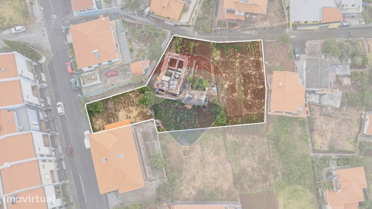 Moradia T4 para venda - Grande imagem: 1/11