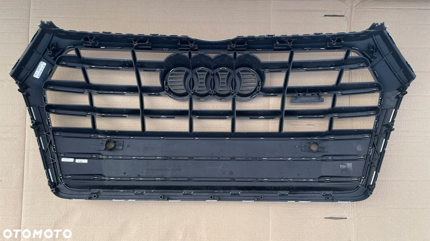 AUDI Q5 II 80A S-LINE GRILL ATRAPA - 4