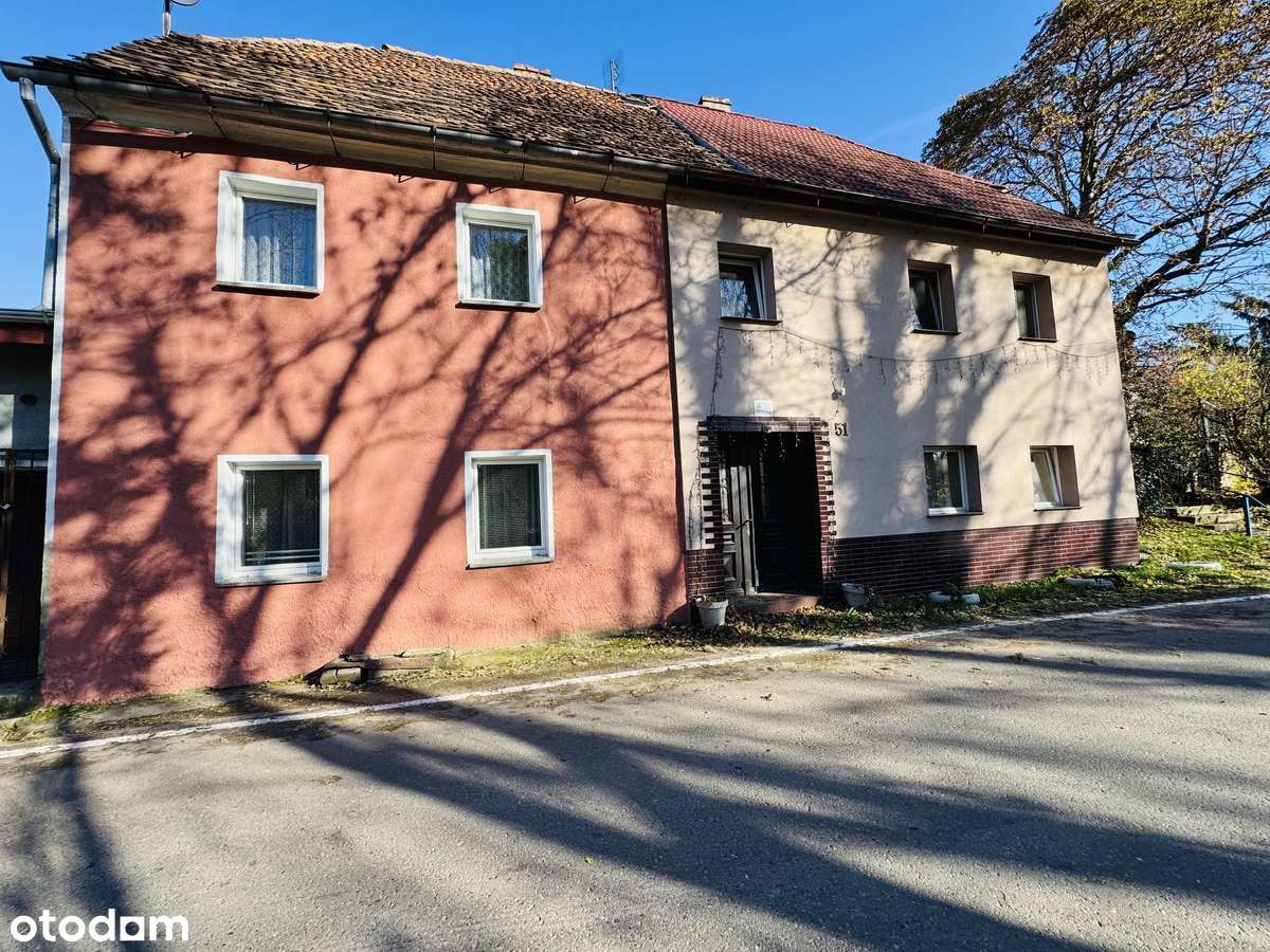 Przestronne mieszkanie z ogródkiem i garażem, Domanice, gm. Mietków-0