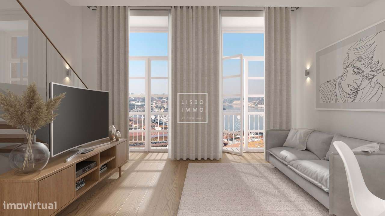 Townhouse, 74,45m2, terraço 35,58m2, completamente reformado, centro h-23