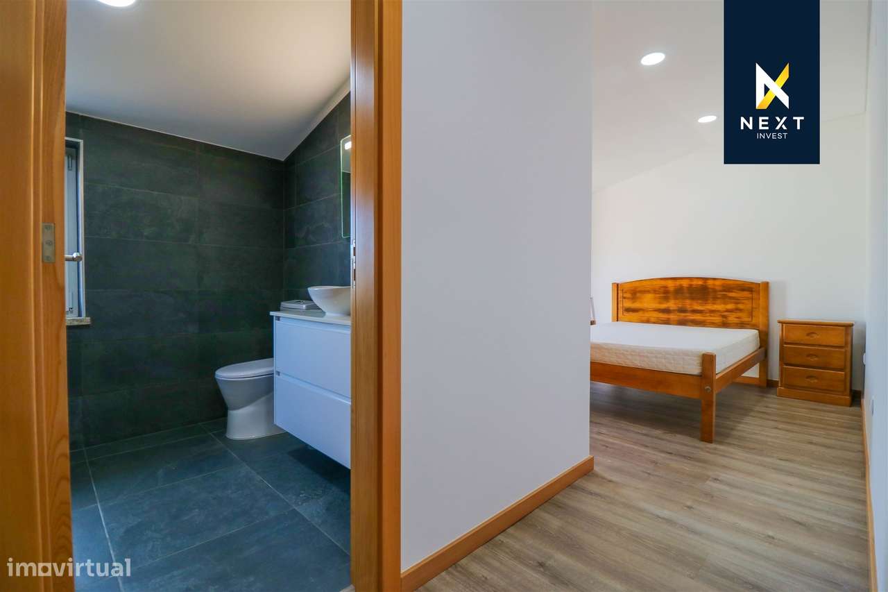 Moradia Remodelada T3 + 1 com garagem fechada-12