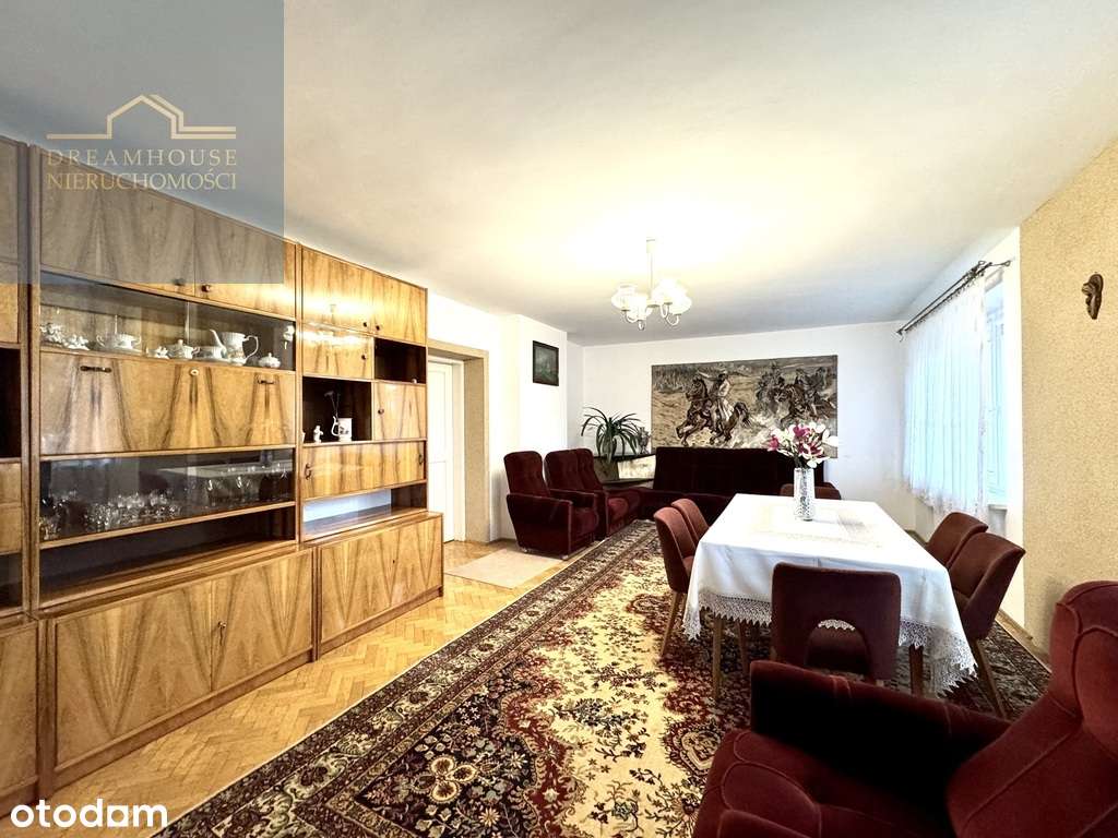 Dom z potencjałem dla rodziny lub biznesu-17