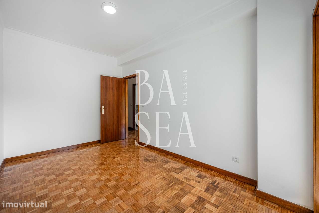 Apartamento T3 com garagem box em São José de São Lázaro Braga-10