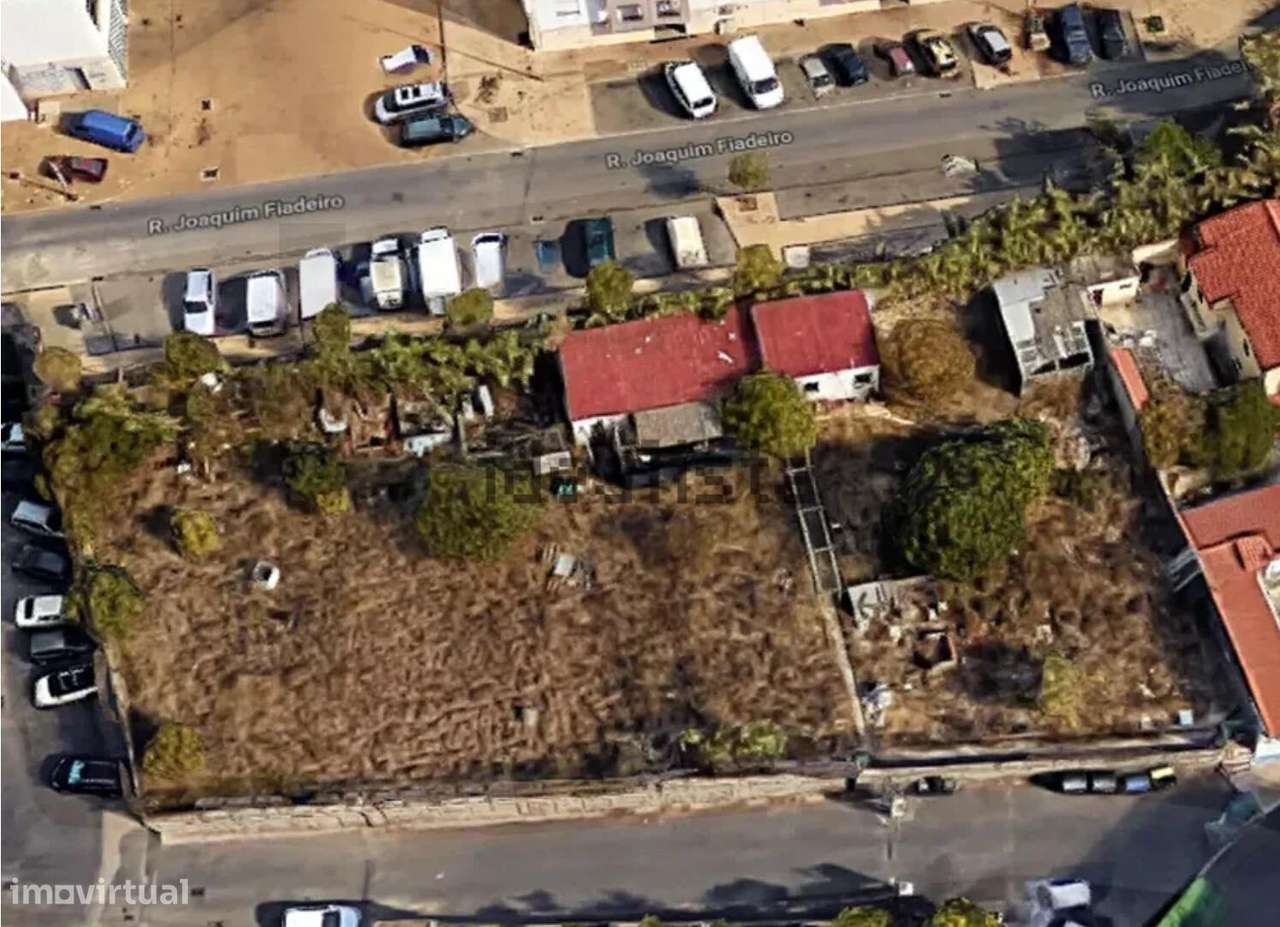 Terreno à venda na Rua Sítio ao Casalinho da Ajuda - Grande imagem: 2/12