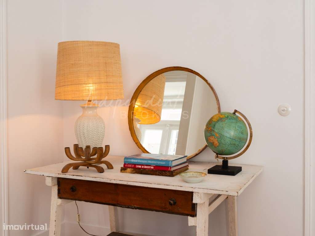 APARTAMENTO T2 COM MUITO CHARME-8