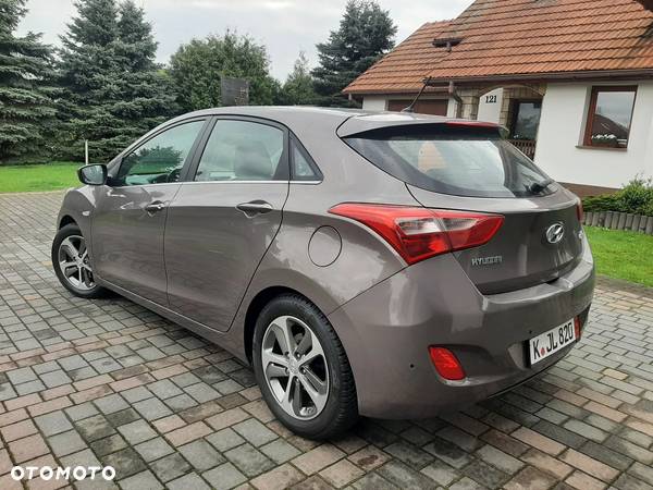 Hyundai I30 1.4 BlueDrive Comfort - 9