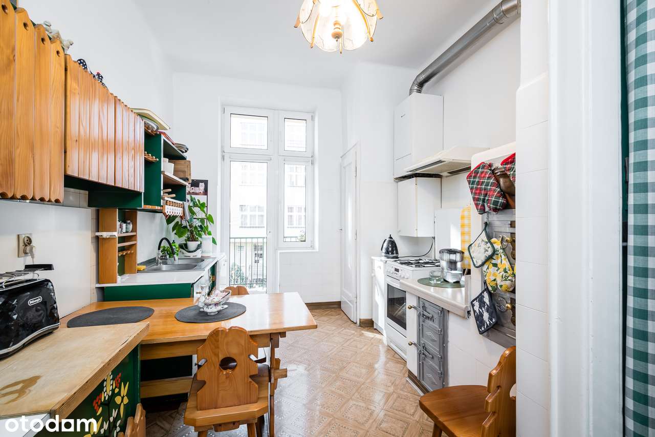 Plac Inwalidów 4pokojowe Kamienica Do zamieszkania lub jako inwestycja-8