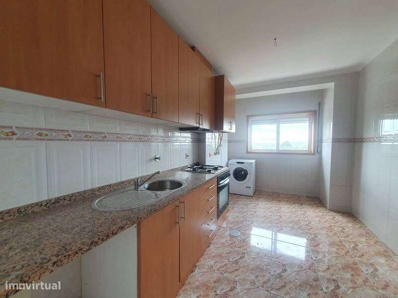 Espaçoso T3 com Suíte e Garagem em Oliveira de Azeméis - Grande imagem: 5/17