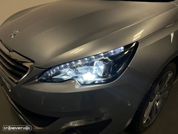 Peugeot 308 1.2 PureTech Allure Full LED - 31