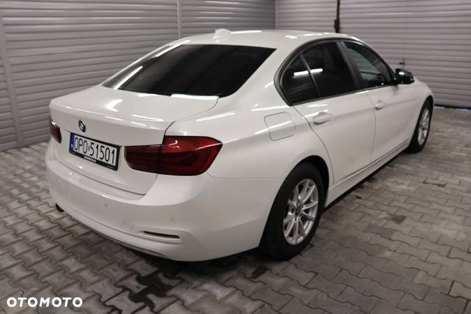BMW Seria 3 318d Luxury Line Purity - 3
