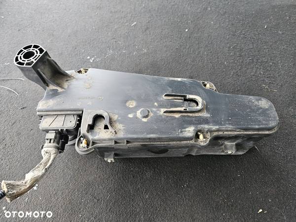 Zbiorniczek FAP DPF pompka Citroen C4 Picasso - 2