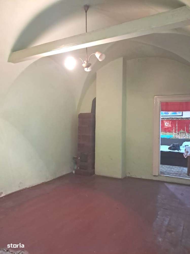 Apartament la casa in zona centrala pretabil birouri-5