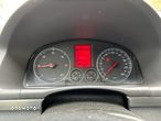 Volkswagen Touran 2.0 TDI Highline - 10