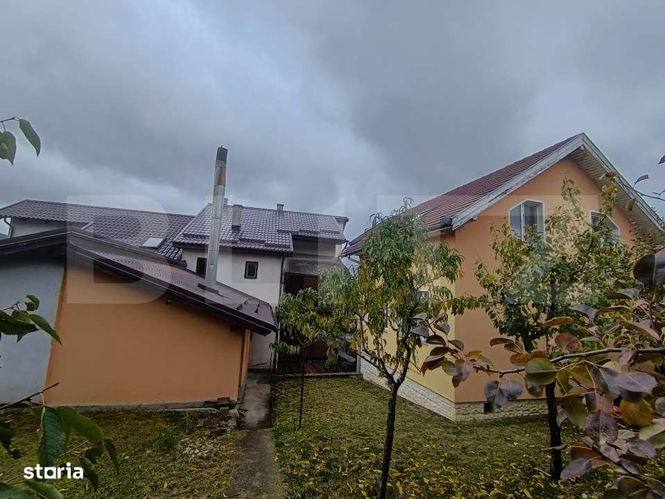 Casa de vanzare, cu 5 camere si un teren de 600 mp, zona ultracentrala - Imagine principală: 2/19