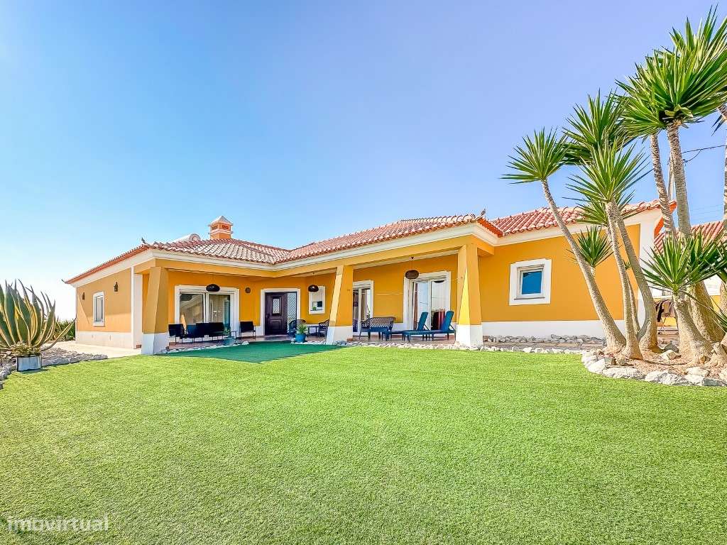 Vende-se moradia T8 junto á Praia da Assenta-0