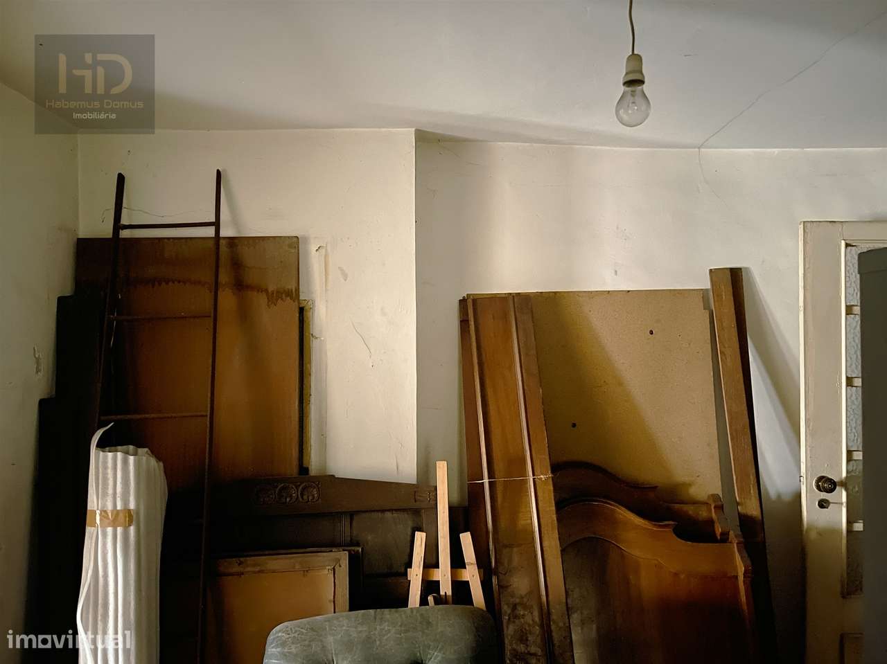 Moradia T6  em Monte dos Burgos-18