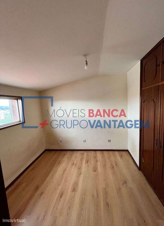Apartamento T2 Duplex  Rio Tinto, Areosa-10