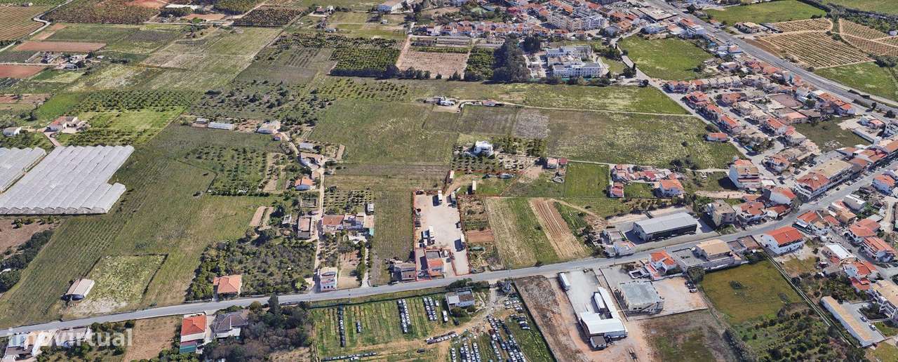 Terreno Urbanizável de 4.600 m² em Mar e Guerra | Faro - Grande imagem: 2/10