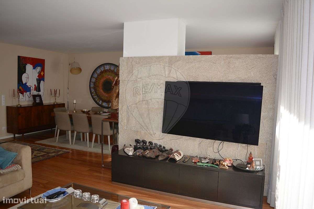 Moradia T4 para venda-17