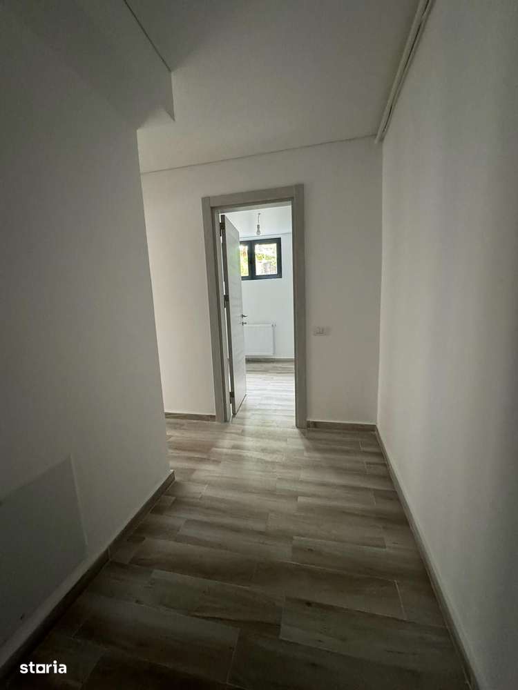 Garsonieră Luminoasa cu Balcon Spațios-7