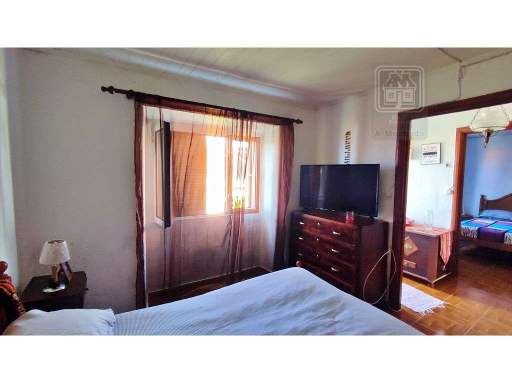 VENDA de CASA - MORADIA com Jardim, Entrada Lateral e Quintal - Fen...-25