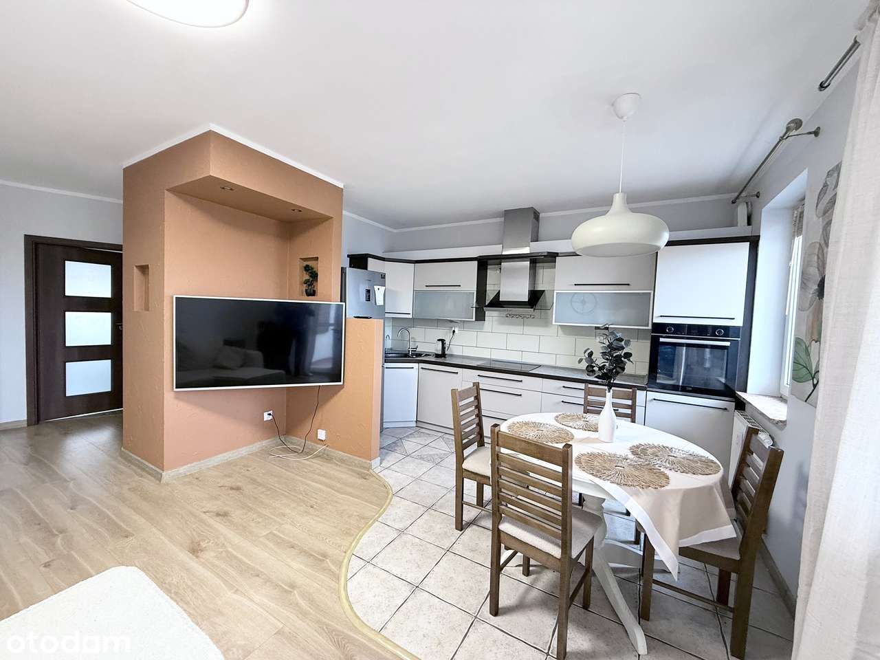 4 POKOJOWE MIESZKANIE NA OSIEDLU GÓRCZYN-0