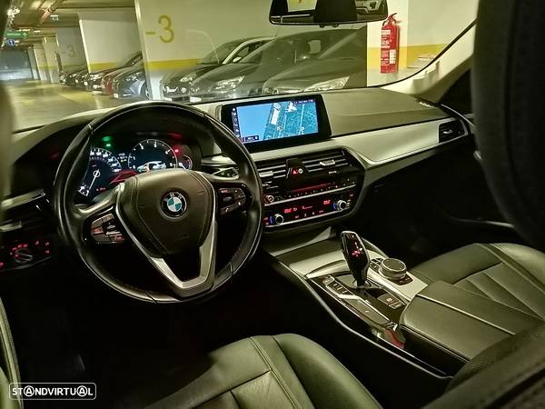 BMW 520 d Line Luxury Auto - 8