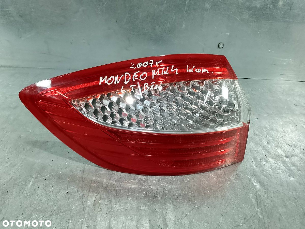 LAMPA TYLNA LEWA FORD MONDEO MK4 KOMBI - 1