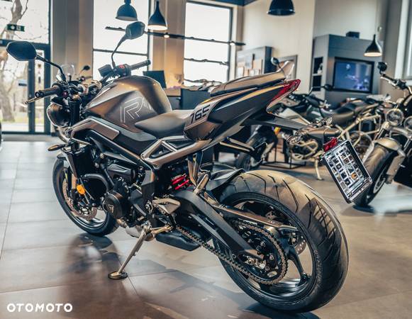 Triumph Street Triple - 5