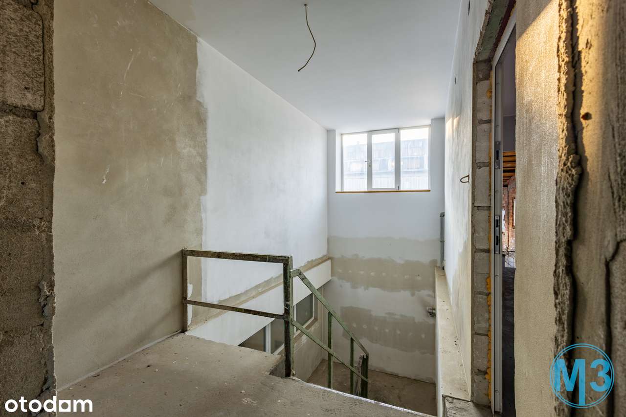 Tu produkcja ma sens – hala w przemysłowej części Stalowej Woli-10