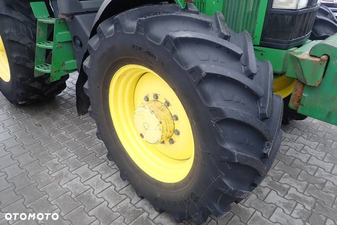 John Deere 7810 - 10