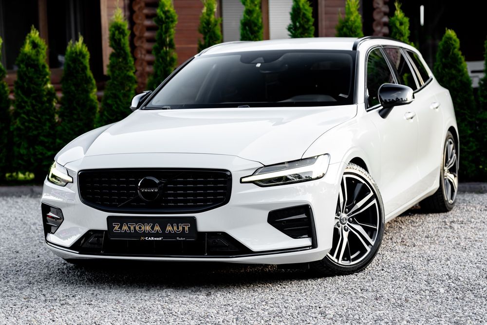 Volvo V60 II (2018- ) B4 D Geartronic RDesign 2022