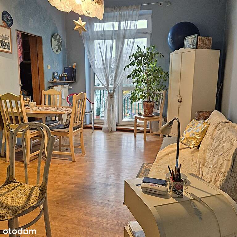 Klimatyczne mieszkanie, metro Słodowiec-2