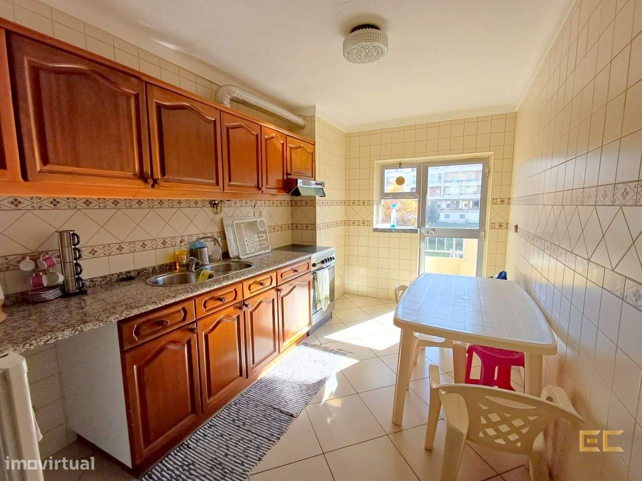 Apartamento T2 -   Alto do Forno!-1