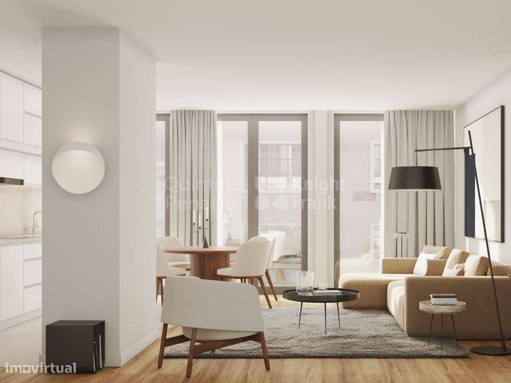 Apartamento T2 Duplex com varanda e estacionamento em Alvalade - Grande imagem: 2/19