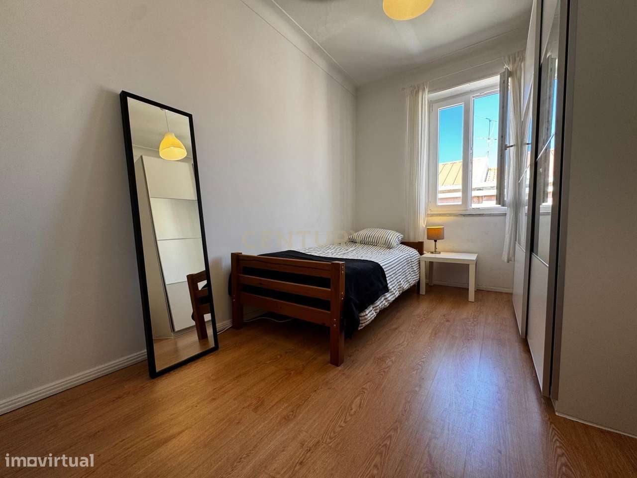 Oportunidade Única no Coração de Lisboa!  Apartamento Equipado e em Ex-10