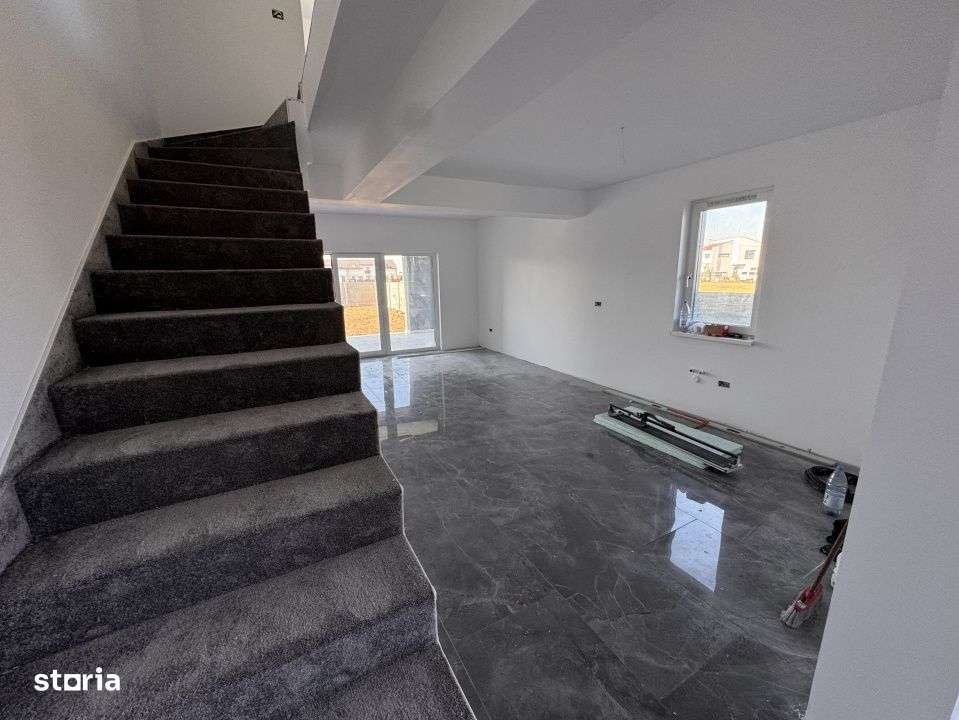 DIRECT DEZVOLTATOR, SUPRAFATA GENEROASA, MODERN - Imagine principală: 4/14