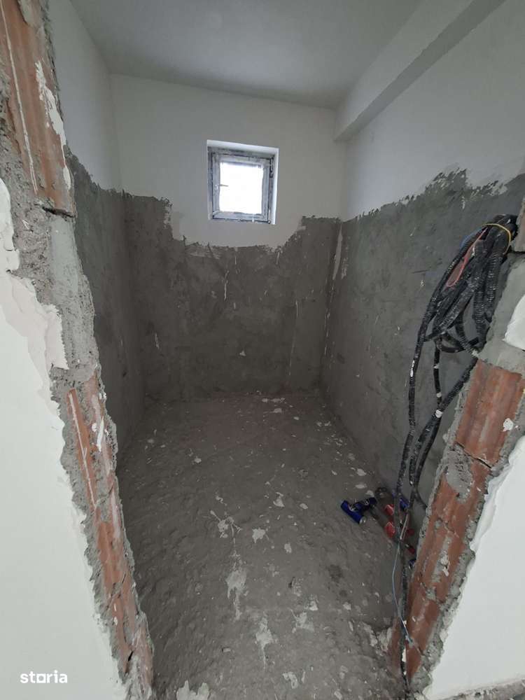 Casa Parter + 1 etaj/ 5 camere/Comuna Berceni/COMISION 0%-9