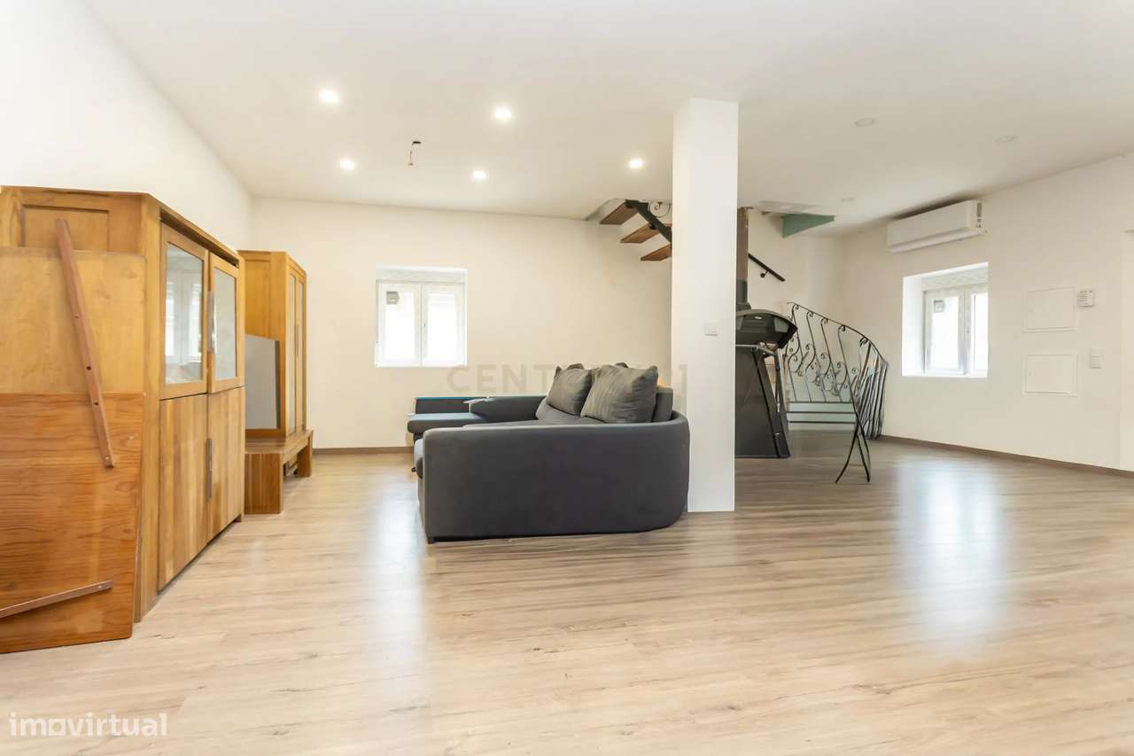 Espaçosa Moradia em Alpiarça, a 45 minutos de Lisboa... - Grande imagem: 3/48