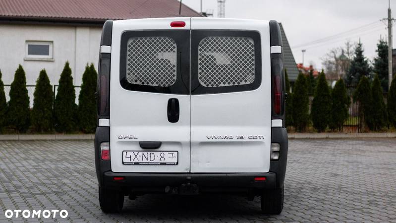 Opel Vivaro - 9