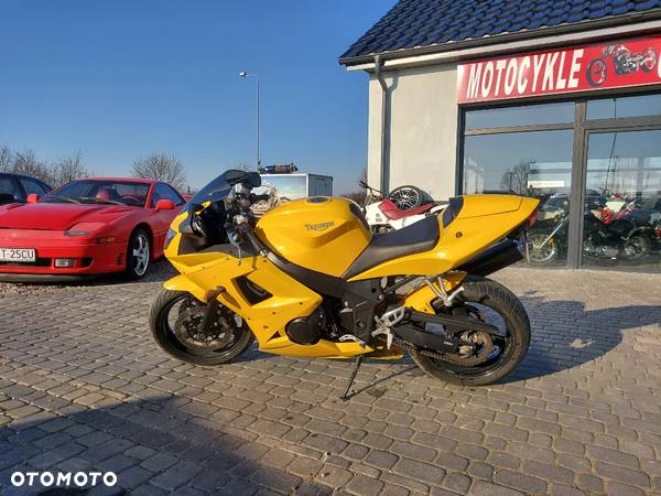 Triumph Daytona - 1