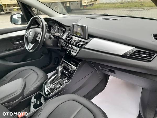 BMW Seria 2 218d Active Tourer - 9