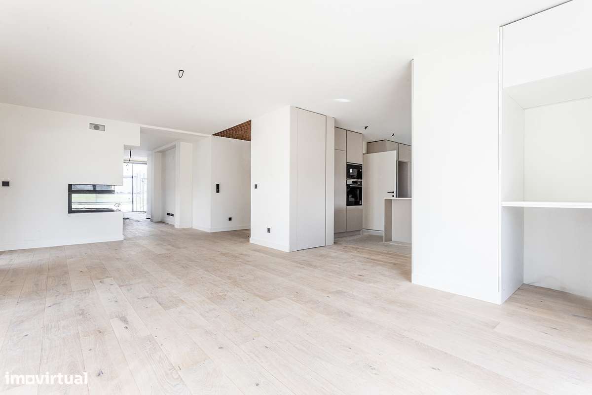 A estrear Villa T4 em Birre, Cascais-14